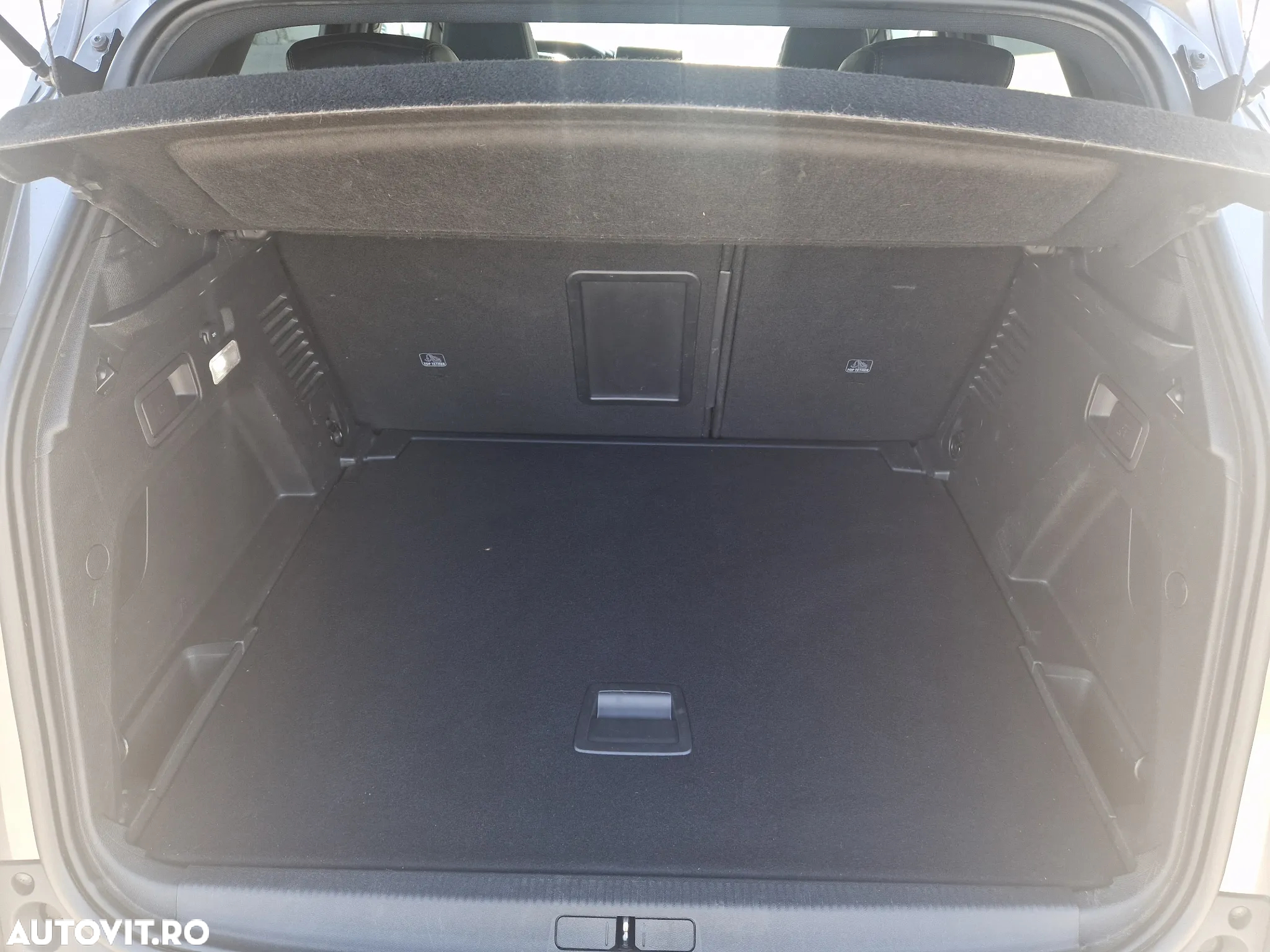 Peugeot 3008 1.2 PureTech Turbo S&S GT-Line - 12