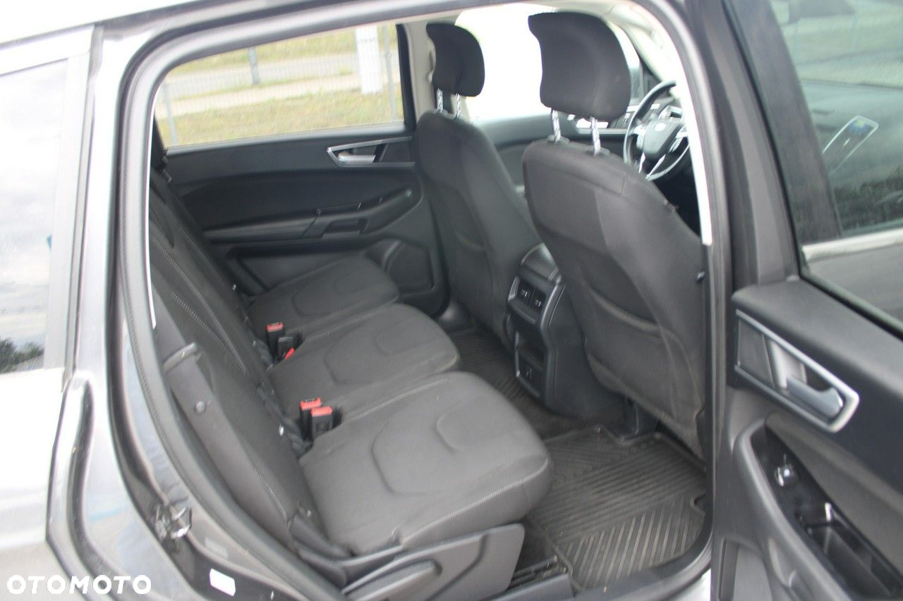 Ford S-Max - 26