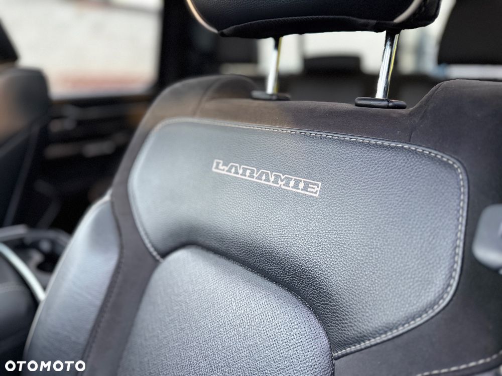 RAM 1500 Crew Cab Laramie - 17