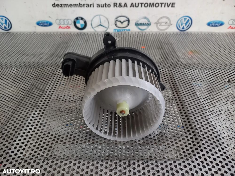 Aeroterma Bord Ventilator Habitaclu Toyota Yaris Cross An 2020-2021-2022-2023-2024 Volan Stanga Cod - 2