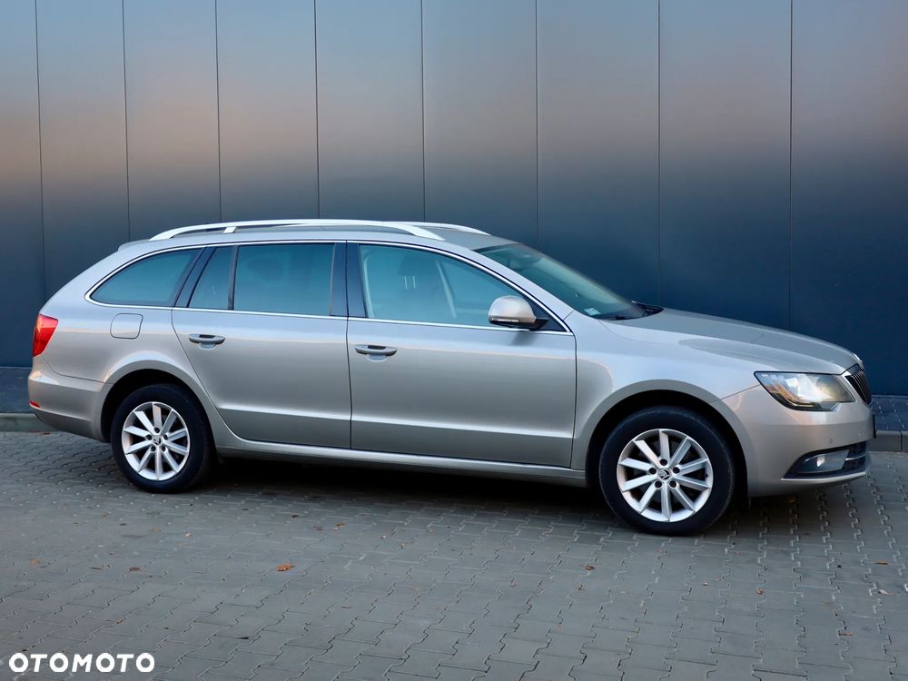 Skoda Superb 2.0 TDI 4x4 Ambition DSG - 17