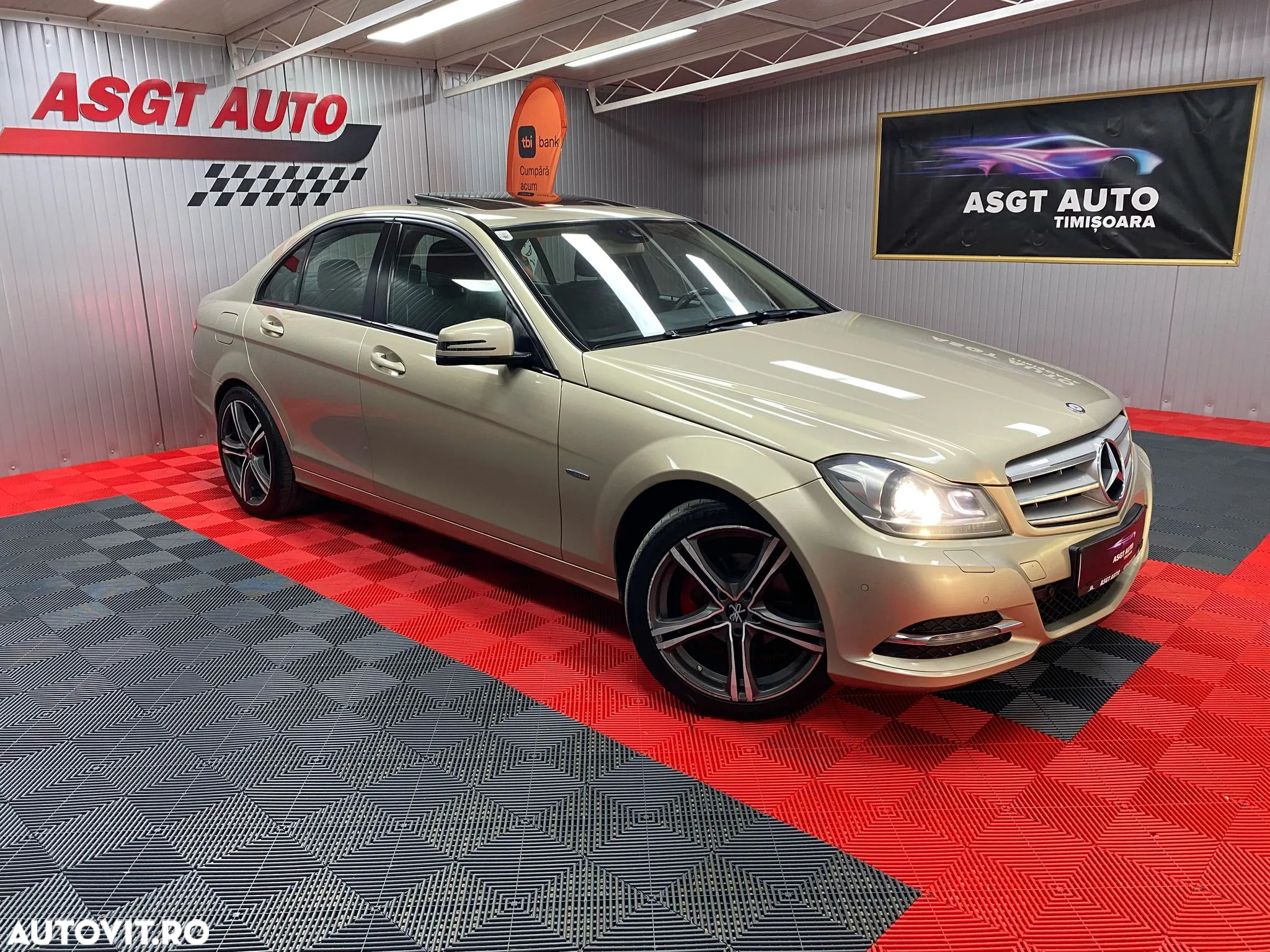 Mercedes-Benz C - 4