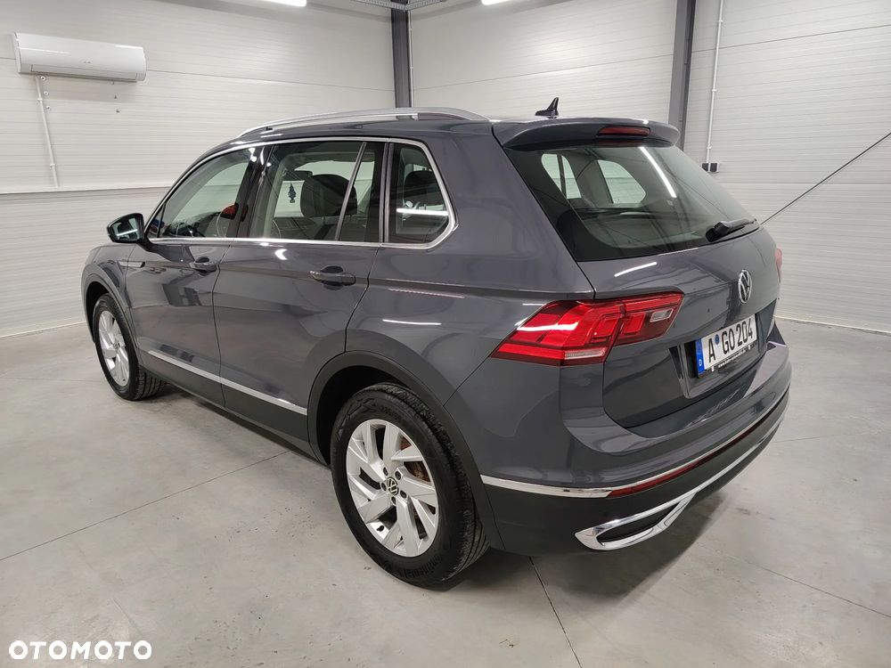 Volkswagen Tiguan 2.0 TDI SCR 4MotION DSG Elegance - 10