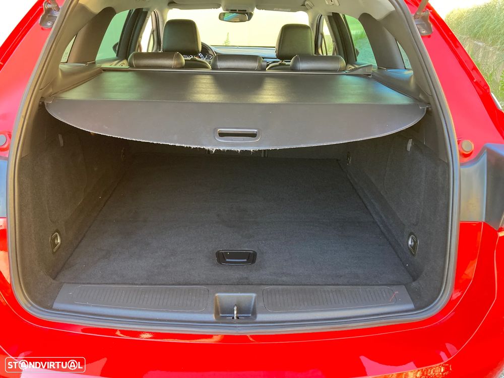 Opel Astra Sports Tourer 1.2 T Elegance - 32