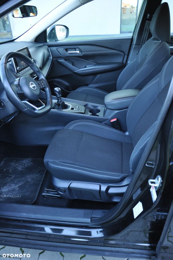 Nissan Qashqai 1.3 DIG-T ACENTA - 13