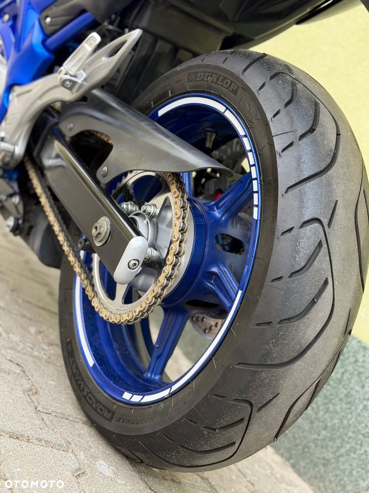 Suzuki Gladius - 22