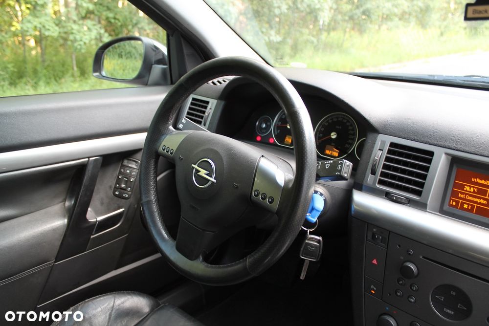 Opel Signum 2.0 T Cosmo - 19