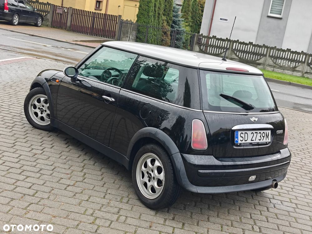 MINI Cooper Standard - 6