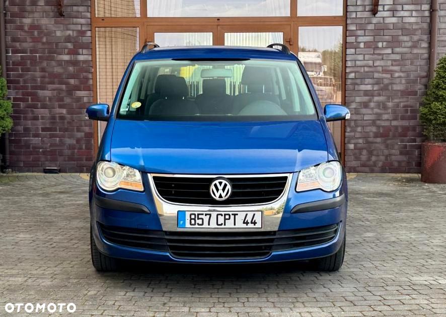 Volkswagen Touran - 5