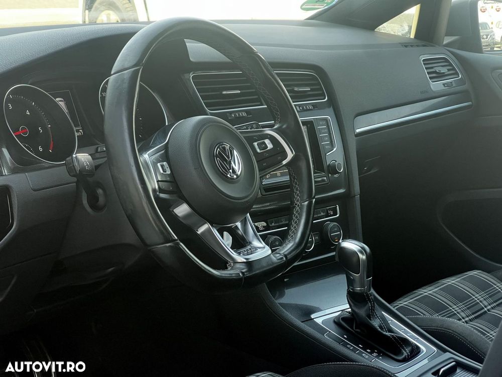 VOLKSWAGEN Golf 2014 — imagine 36