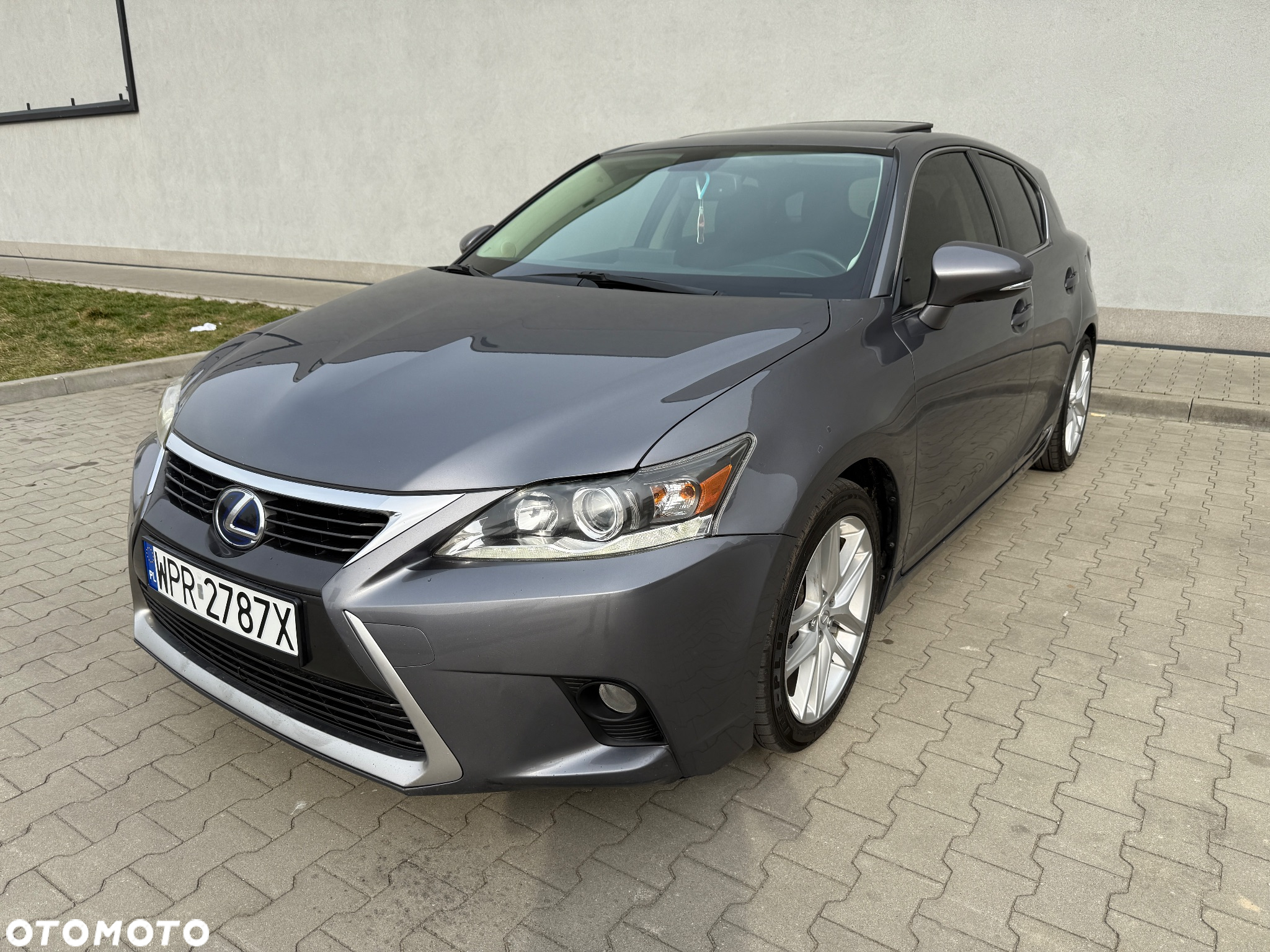Lexus CT 200h Dynamic Line - 2