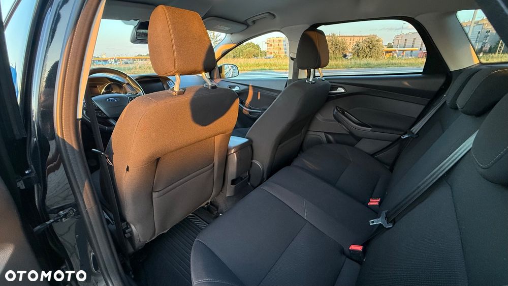 Ford Focus - 15