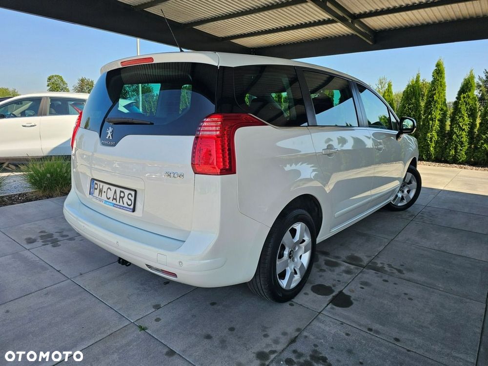 Peugeot 5008 - 3