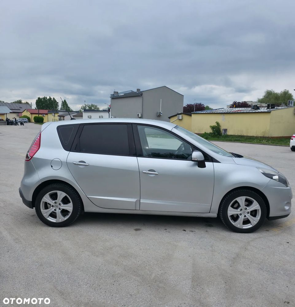 Renault Scenic 1.5 dCi Bose EDition EDC - 9