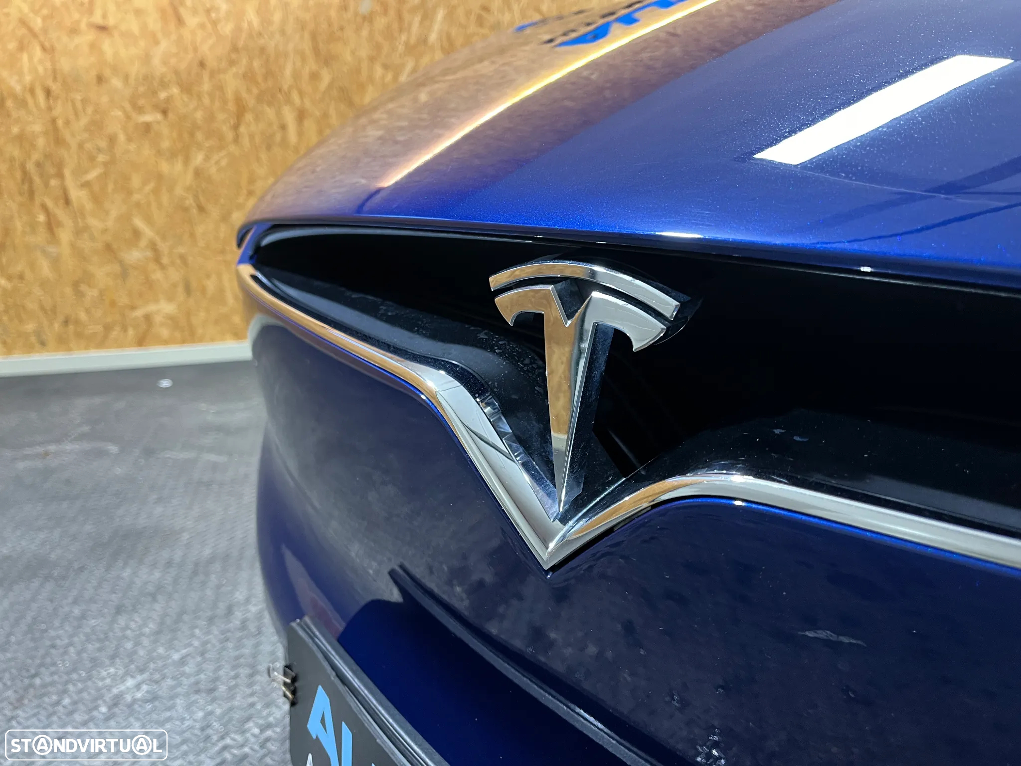 Tesla Model X 100D - 21