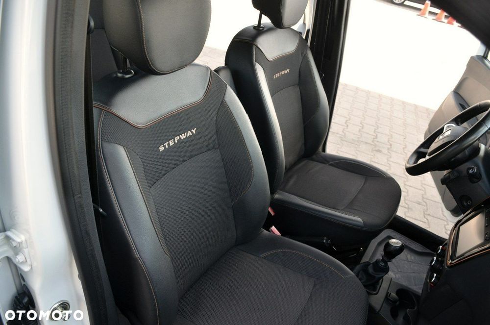 Dacia Lodgy - 24