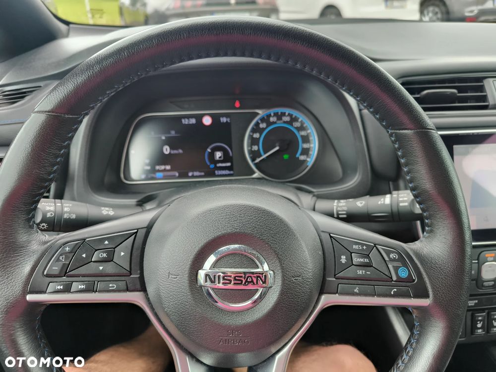 Nissan Leaf - 17