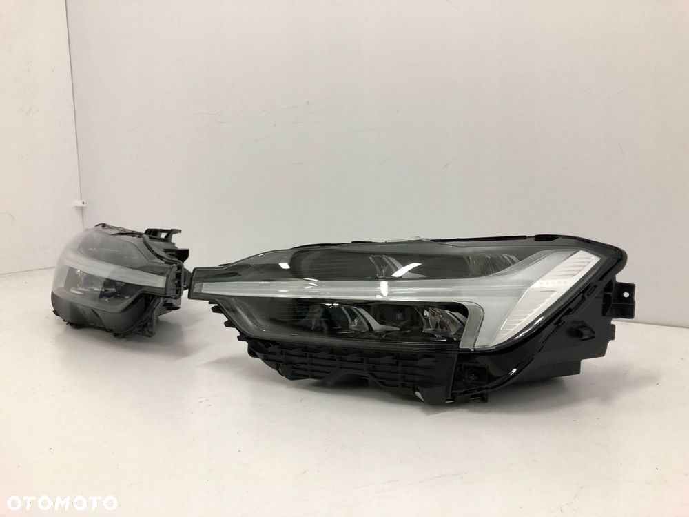 VOLVO XC60 XC-60 II LIFT LAMPY PRZEDNIE LED MID 32337374 32337376 - 3