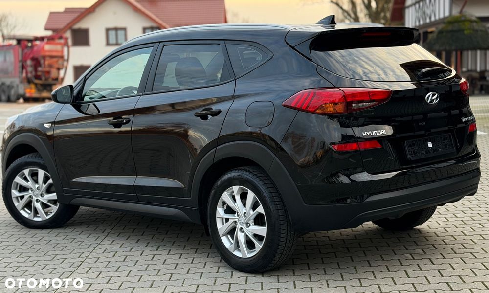 Hyundai Tucson ver-1-6-gdi-bluedrive-go-2wd - 23