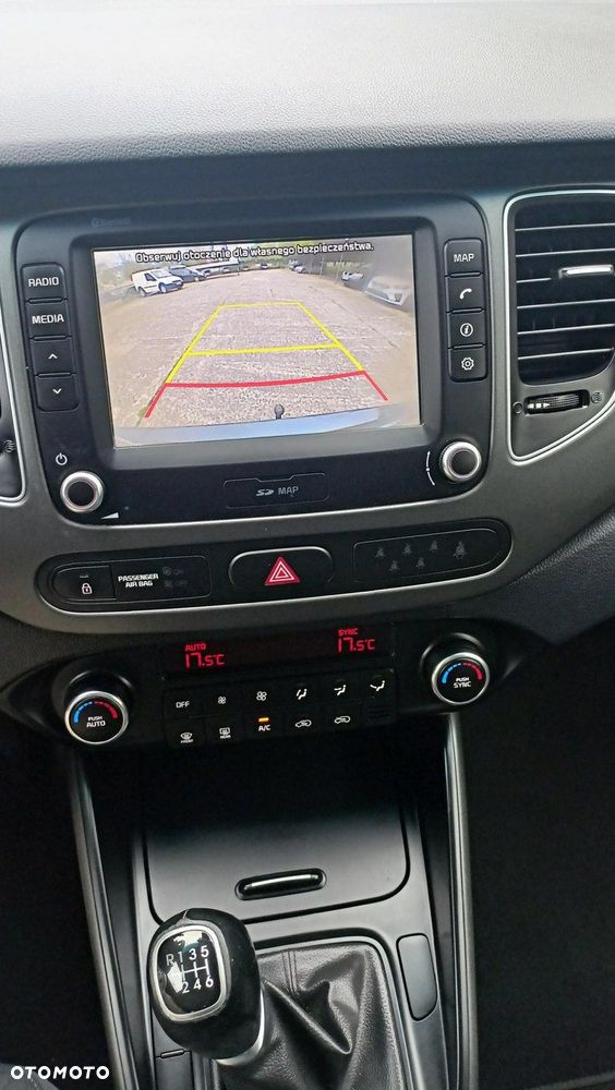 Kia Carens 1.7 CRDi L 7os - 39