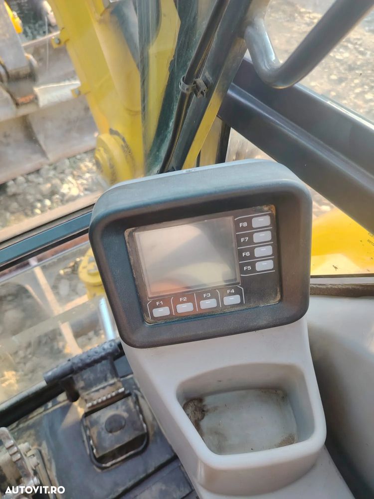 Komatsu PC80 - 15