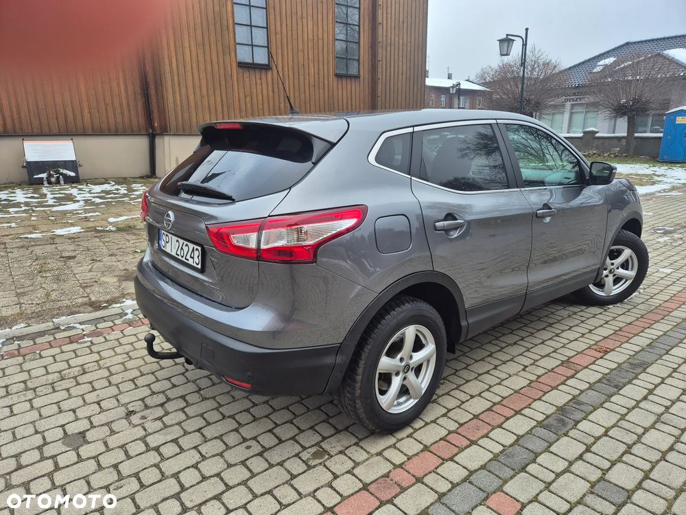 Nissan Qashqai 1.2 DIG-T Visia EU6 - 3