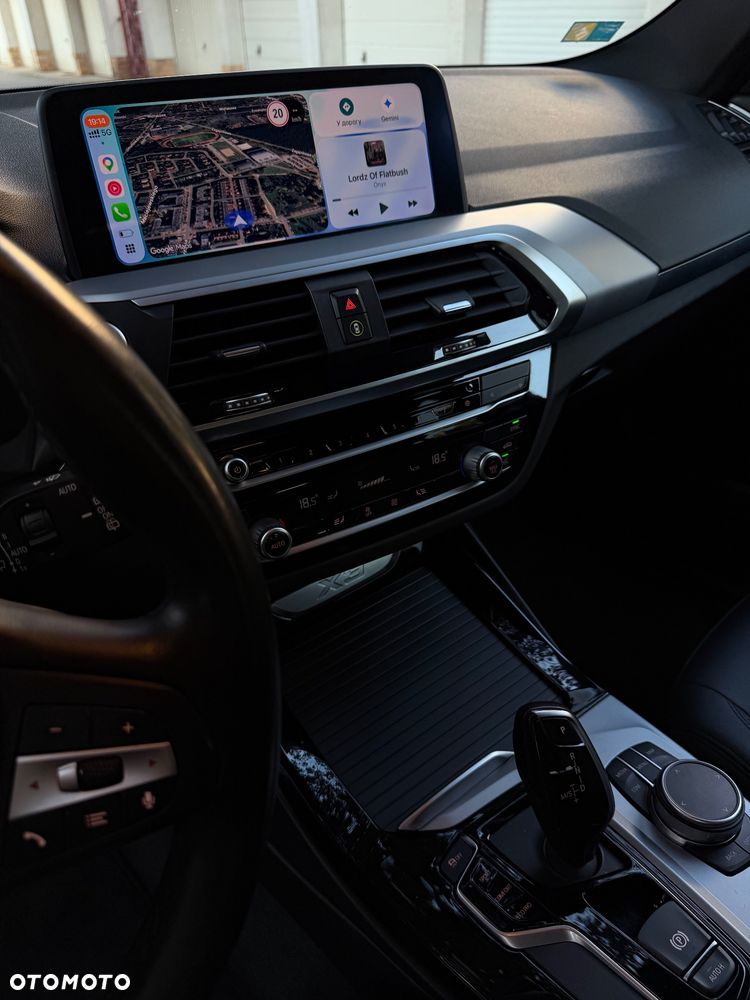 BMW X3 sDrive18d - 18