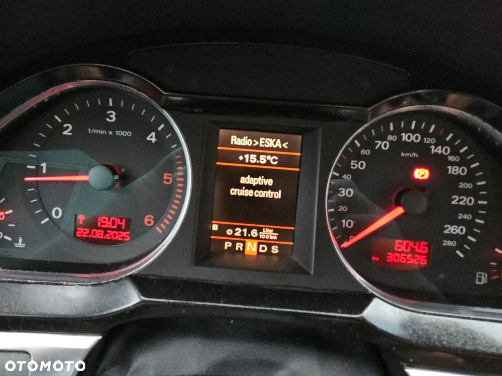 Audi A6 Avant 3.0 TDI tiptronic quattro - 13