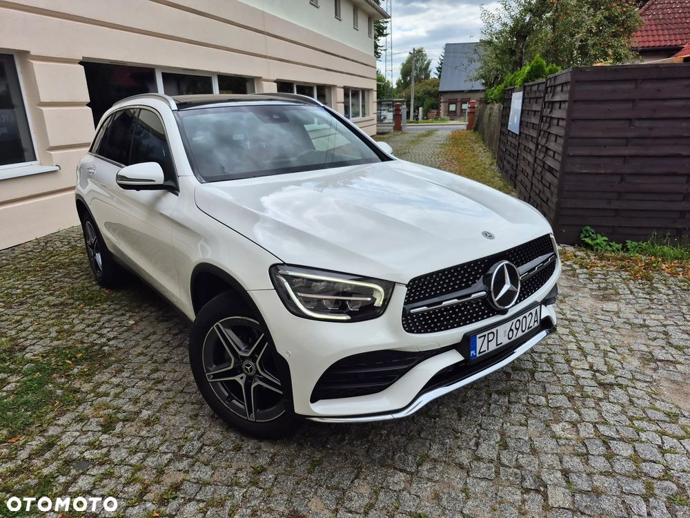 Mercedes-Benz GLC - 2
