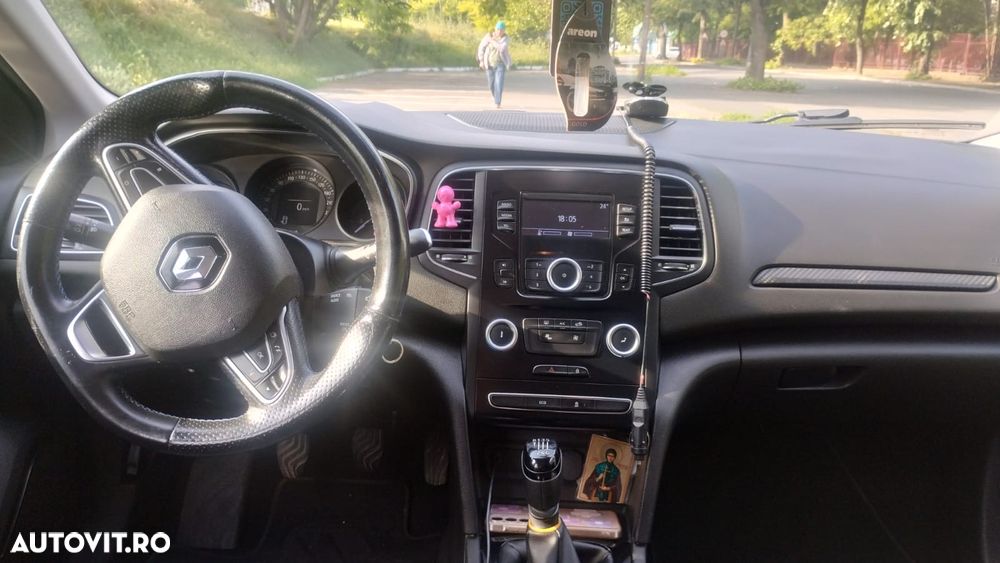 Renault Megane Blue dCi Life - 3