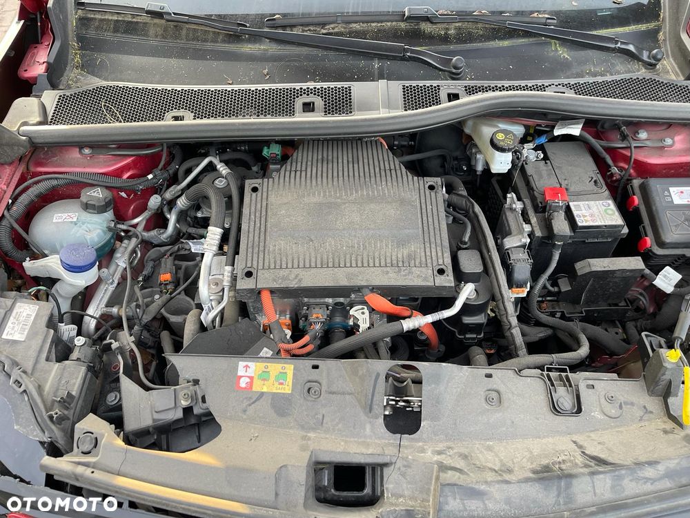 Peugeot 2008 136 Active - 11