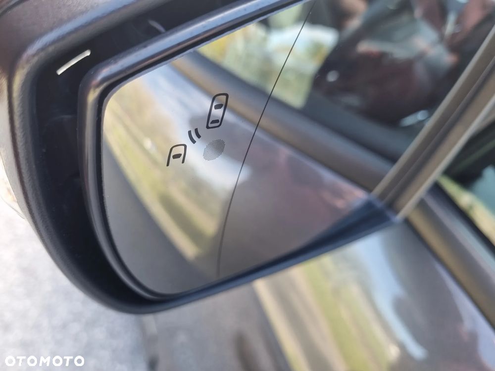 Ford Kuga 2.0 TDCi 2x4 ST-Line - 18