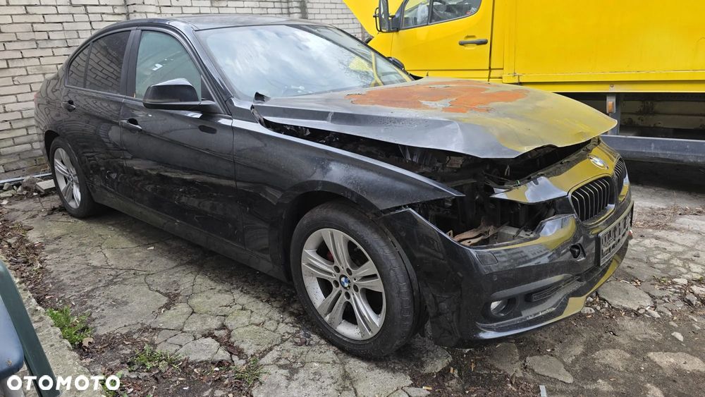 BMW Seria 3 316d - 15