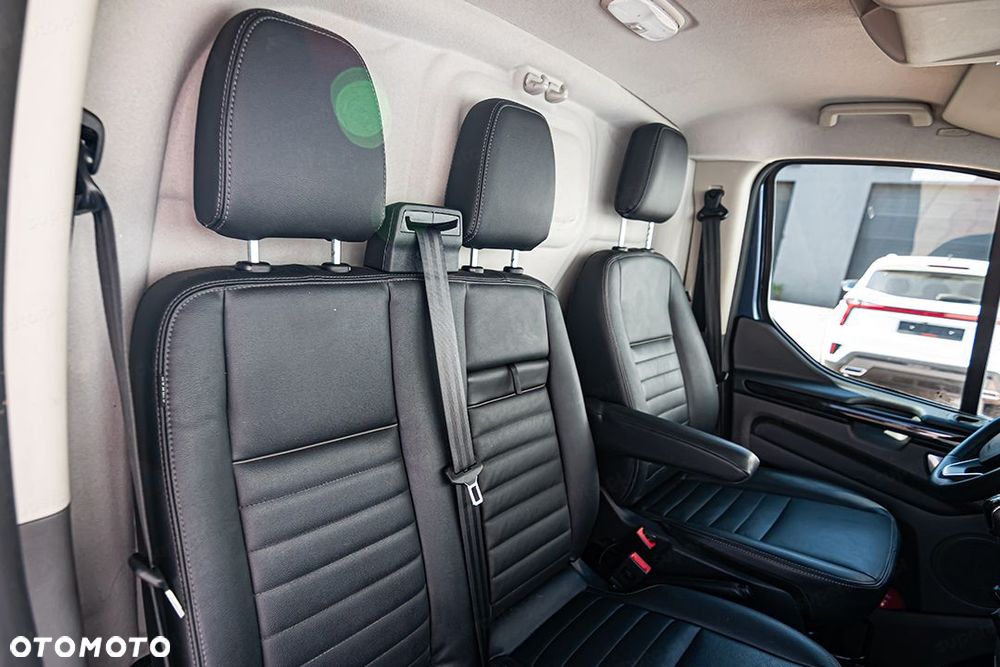 Ford Transit Custom L2H1 Trail 2.0 130KM - 25