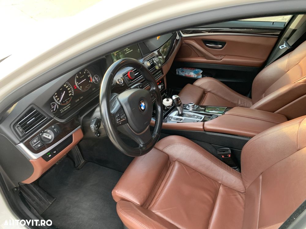 BMW Seria 5 520d - 16