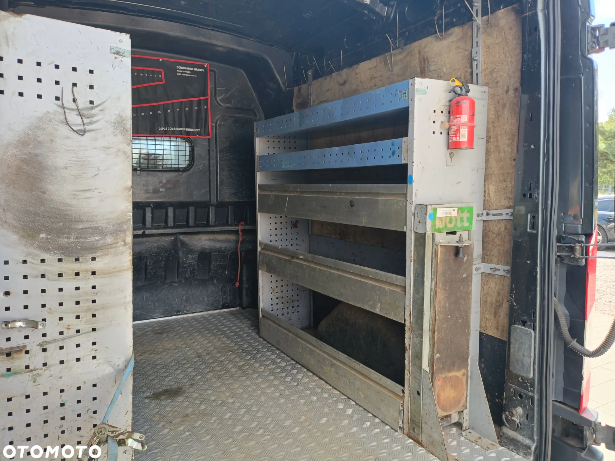 Ford Transit - 11