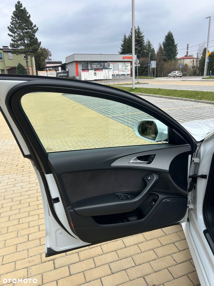Audi A6 Avant 2.0 TDI Ultra DPF S tronic - 16