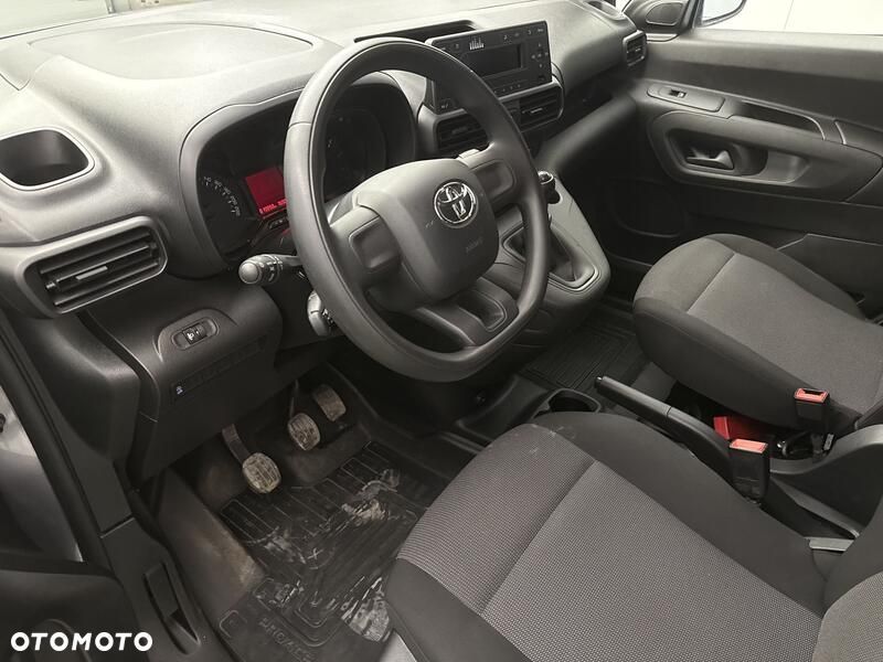 Toyota ProAce - 11