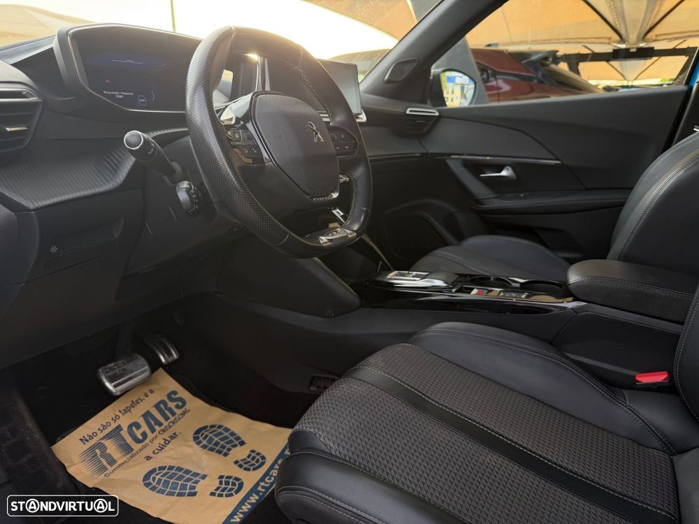 Peugeot e-2008 50 kWh GT - 9