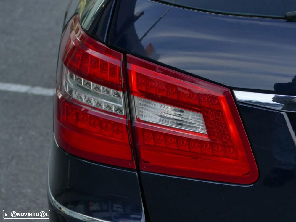 Mercedes-Benz E 220 CDi Avantgarde BE Auto. - 13
