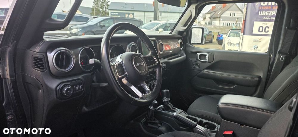 Jeep Wrangler - 29