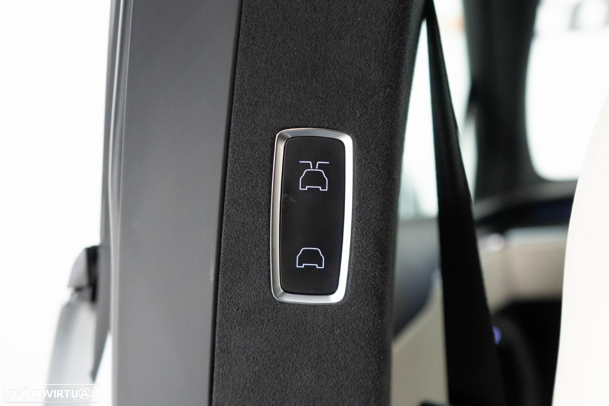 Tesla Model X Plaid AWD - 15