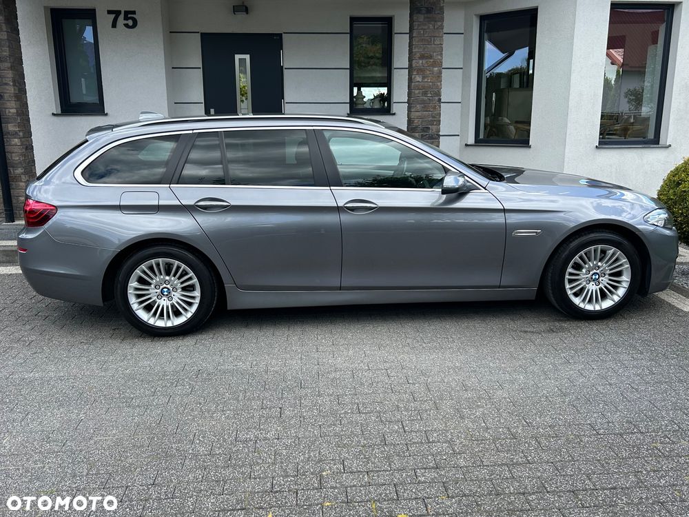 BMW Seria 5 520d xDrive - 13