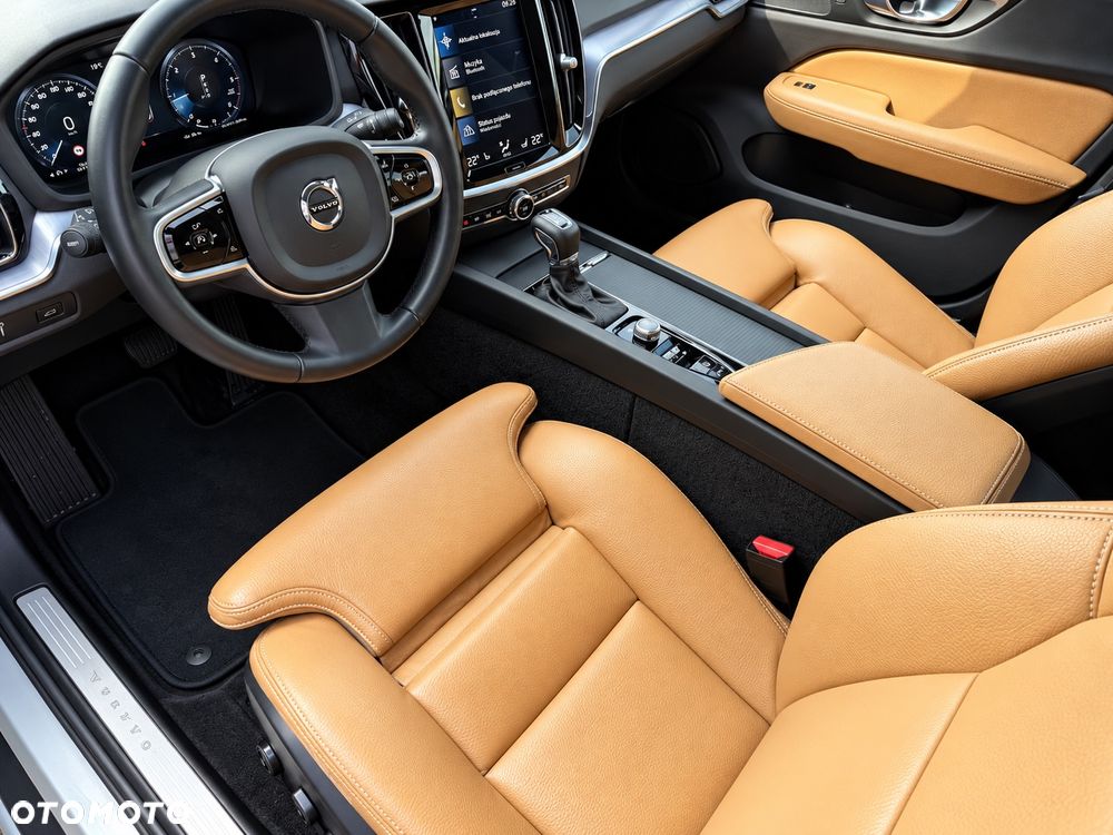 Volvo V60 Cross Country 2019