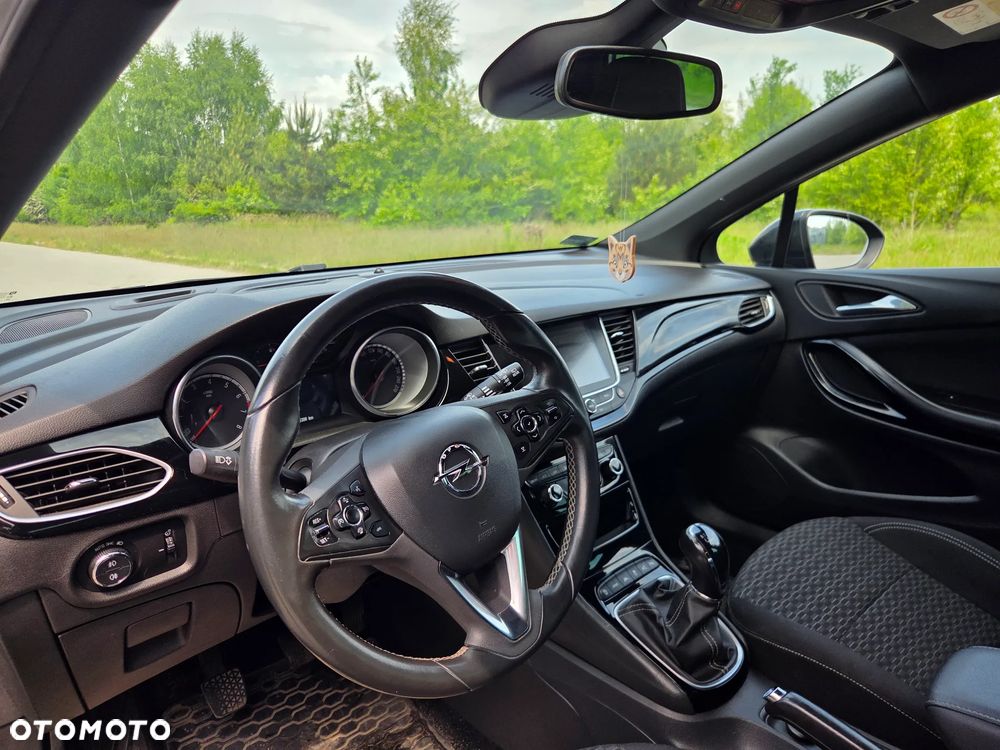 Opel Astra 1.6 T Dynamic S&S - 13