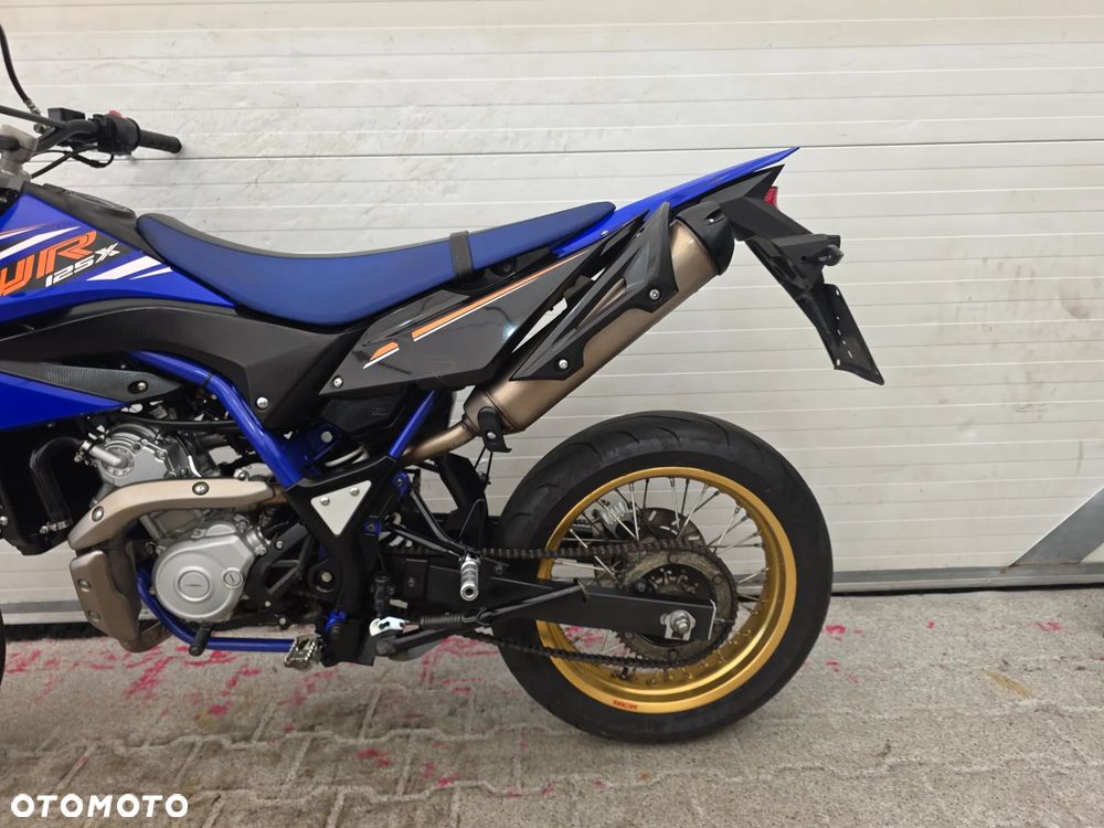 Yamaha WR - 9