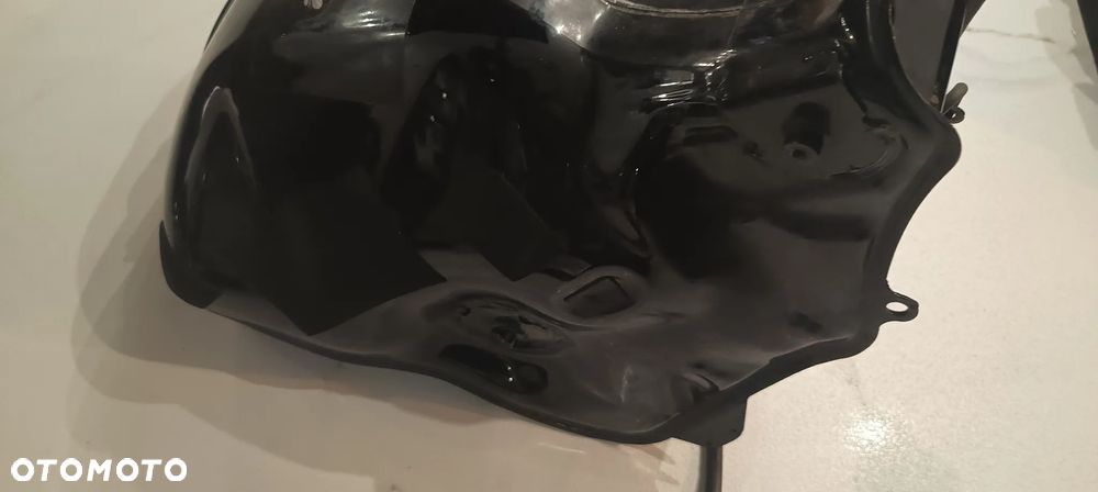 HONDA CBR 1000RR SC57B Zbiornik Bak Pompka Paliwa Pompka Sprzęgła Licznik - 20