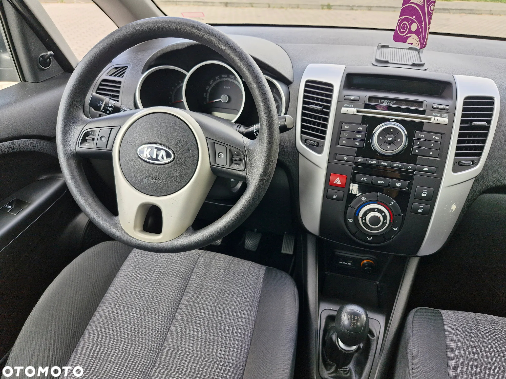 Kia Venga 1.4 CVVT Attract - 17