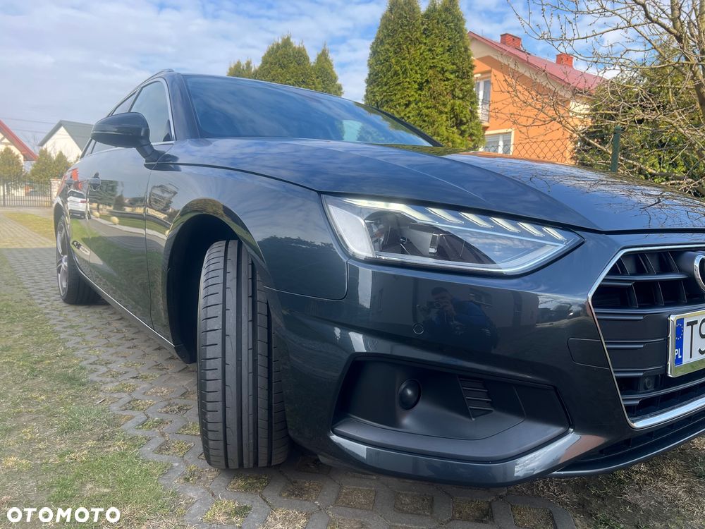 Audi A4 Avant 40 TDI S tronic - 4