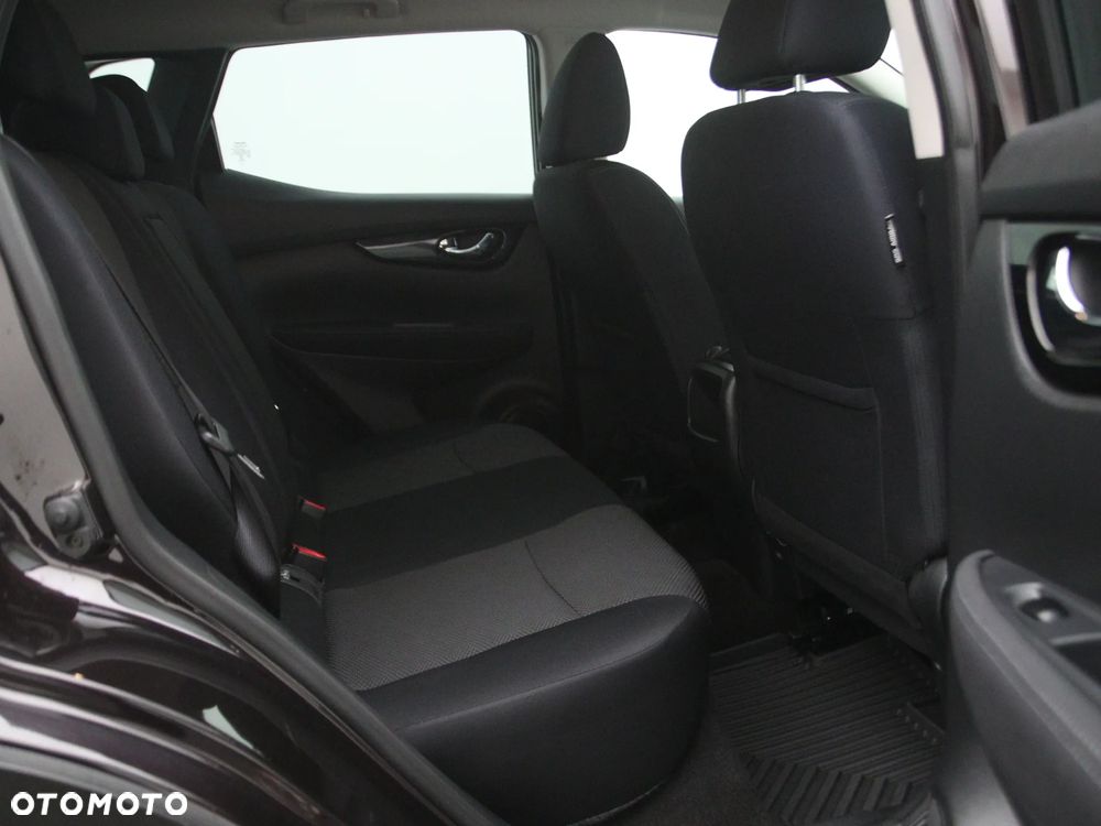 Nissan Qashqai 1.2 DIG-T N-Vision - 17